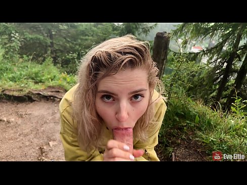 ❤️ لڑکی پبلک بلو جاب کے بعد سہ نگل رہی ہے - ایوا ایلفی ❤️  پر ur.teatroporno.ru